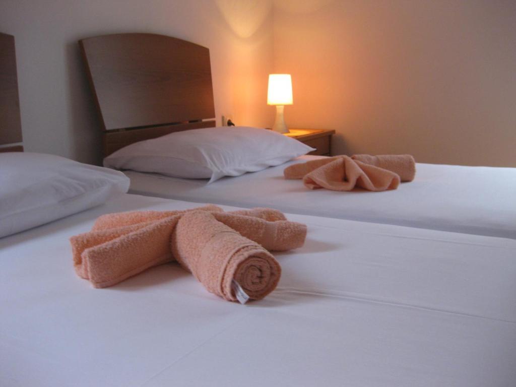 Apartments Drobni Pijesak Petrovac Δωμάτιο φωτογραφία