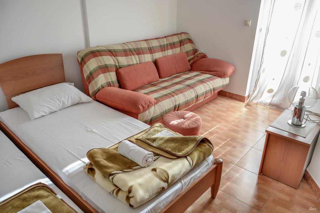 Apartments Drobni Pijesak Petrovac Εξωτερικό φωτογραφία