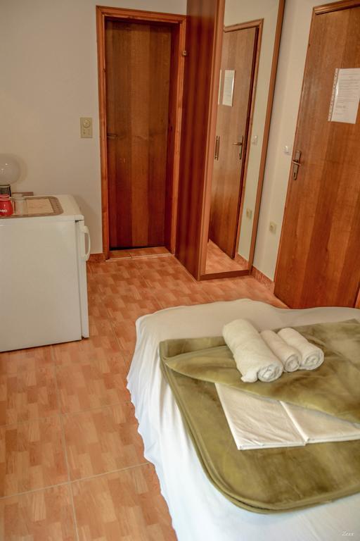 Apartments Drobni Pijesak Petrovac Εξωτερικό φωτογραφία