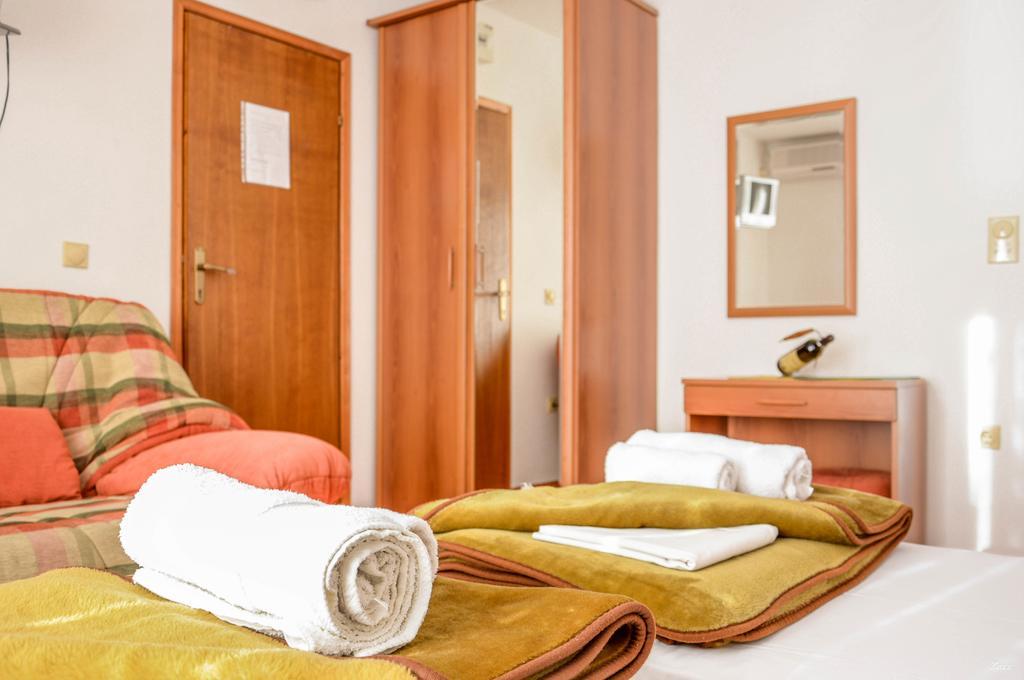 Apartments Drobni Pijesak Petrovac Εξωτερικό φωτογραφία