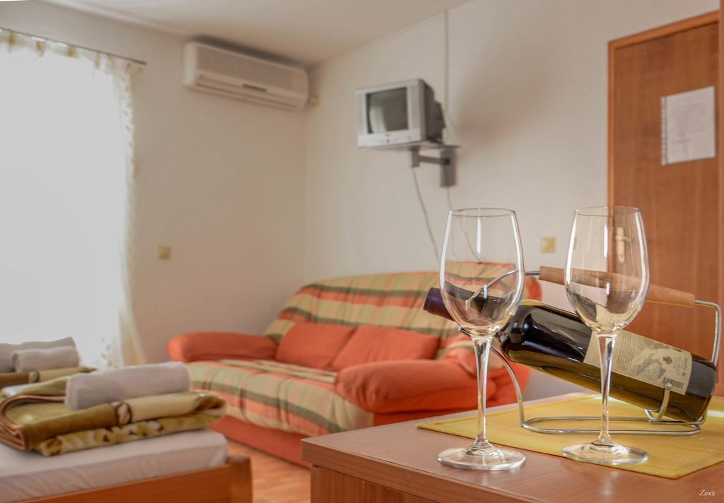 Apartments Drobni Pijesak Petrovac Εξωτερικό φωτογραφία